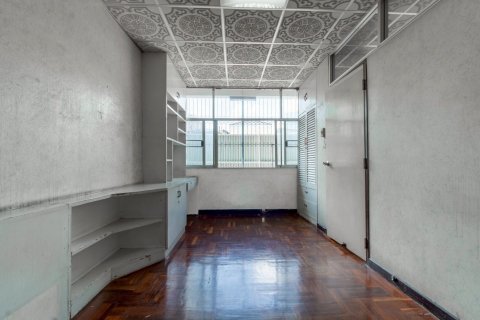 Таунхаус в Сатхоне, Бангкок, Таиланд с 4 спальнями  № 156447 - фото 12