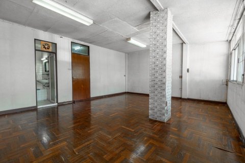 Таунхаус в Сатхоне, Бангкок, Таиланд с 4 спальнями  № 156447 - фото 22