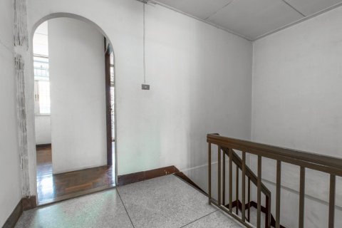 Таунхаус в Сатхоне, Бангкок, Таиланд с 4 спальнями  № 156447 - фото 20