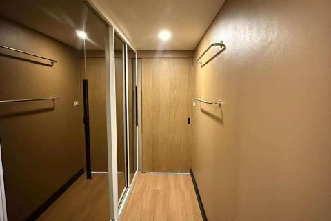 Condo in Chiang Mai, Thailand, 2 bedrooms  № 138035 - photo 17