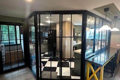 Condo in Chiang Mai, Thailand, 2 bedrooms  № 138035 - photo 2