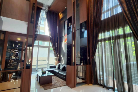 บ้านในกรุงเทพฯ, ประเทศไทย 4 ห้องนอน № 191047