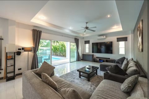 Villa in Phuket, Thailand 4 Schlafzimmer № 222365 - Foto 6