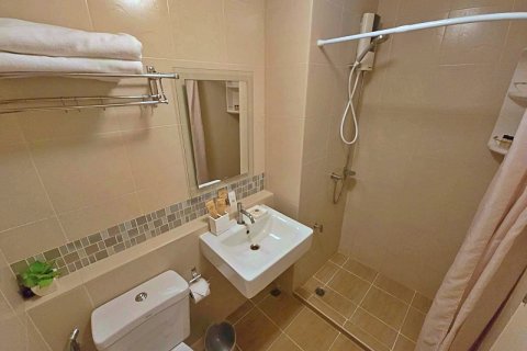 Condo in Hua Hin, Thailand, 2 bedrooms  № 168423 - photo 12
