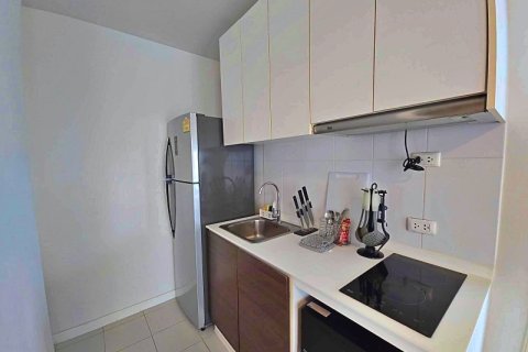 Condo in Hua Hin, Thailand, 2 bedrooms  № 168423 - photo 23