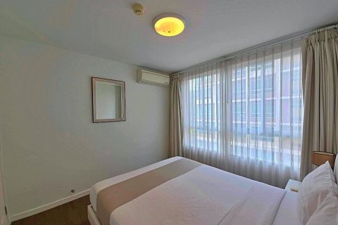 Condo in Hua Hin, Thailand, 2 bedrooms  № 168423 - photo 28