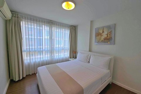 Condo in Hua Hin, Thailand, 2 bedrooms  № 168423 - photo 2