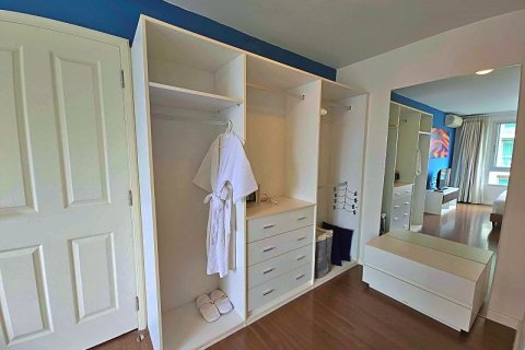 Condo in Hua Hin, Thailand, 2 bedrooms  № 168423 - photo 15