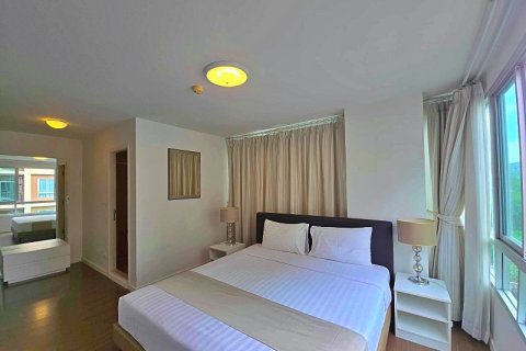 Condo in Hua Hin, Thailand, 2 bedrooms  № 168423 - photo 21