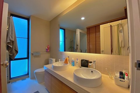 Condo in Hua Hin, Thailand, 2 bedrooms  № 168425 - photo 26