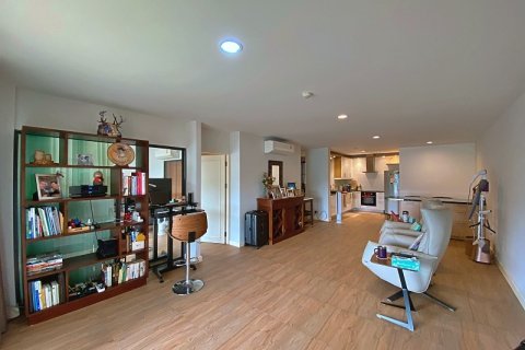 Condo in Hua Hin, Thailand, 2 bedrooms  № 168425 - photo 13