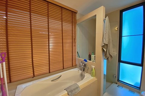 Condo in Hua Hin, Thailand, 2 bedrooms  № 168425 - photo 27