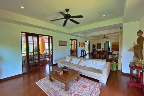 Villa in Hua Hin, Thailand 5 bedrooms № 168426 - photo 13