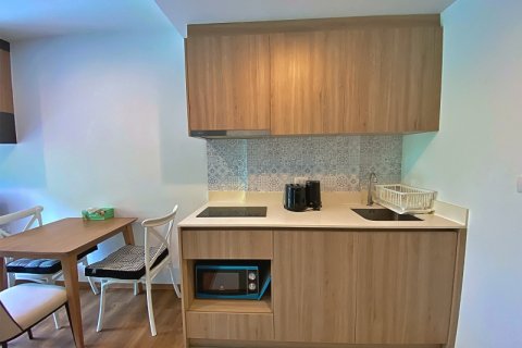 Condo in Hua Hin, Thailand, 1 bedroom  № 168421 - photo 2