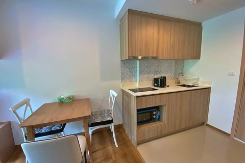Condo in Hua Hin, Thailand, 1 bedroom  № 168421 - photo 3