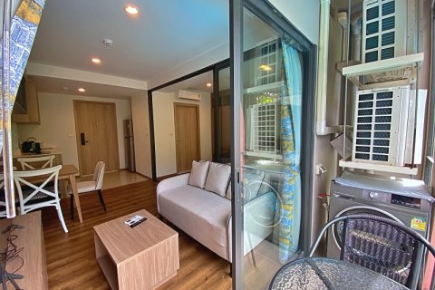 Condo in Hua Hin, Thailand, 1 bedroom  № 168421 - photo 18