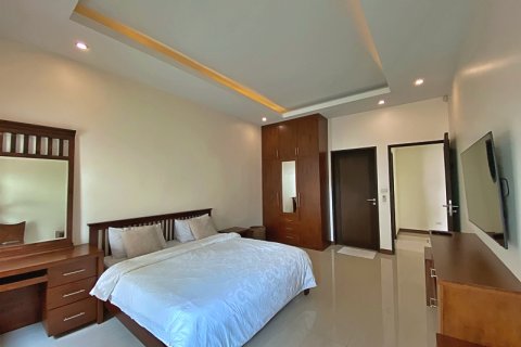 Villa in Hua Hin, Thailand 3 bedrooms № 168422 - photo 26