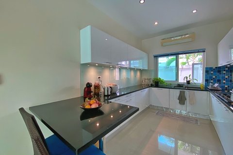 Villa in Hua Hin, Thailand 3 bedrooms № 168422 - photo 20