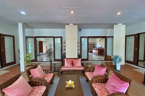 Villa in Hua Hin, Thailand 4 bedrooms № 168424 - photo 19