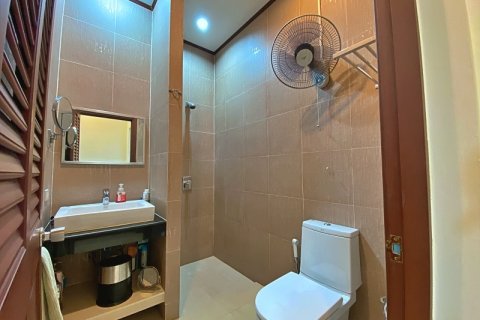 Villa in Hua Hin, Thailand 4 bedrooms № 168424 - photo 28