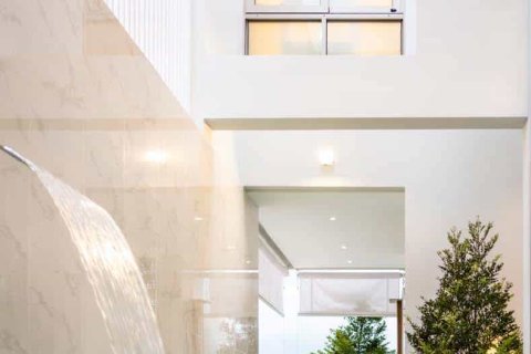 Villa in Bang Tao, Thailand 3 bedrooms № 166561 - photo 2