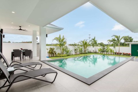 Вилла в Хуа Хине, Таиланд с 3 спальнями  № 166565 - фото 21