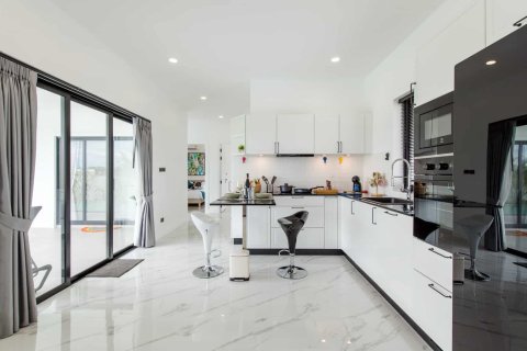 Вилла в Хуа Хине, Таиланд с 3 спальнями  № 166565 - фото 10