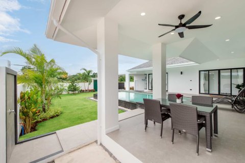 Вилла в Хуа Хине, Таиланд с 3 спальнями  № 166565 - фото 20