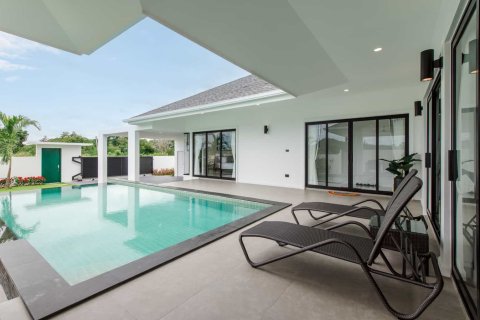 Вилла в Хуа Хине, Таиланд с 3 спальнями  № 166565 - фото 17