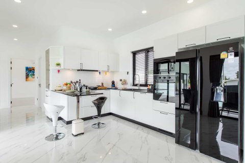 Вилла в Хуа Хине, Таиланд с 3 спальнями  № 166564 - фото 8