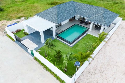 Вилла в Хуа Хине, Таиланд с 3 спальнями  № 166564 - фото 2