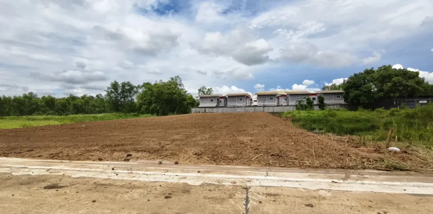 Land in Khlong Luang, Thailand 1600 sq.m. № 158531