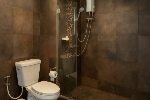 Studio in the Condo in Khlong Toei, Bangkok, Thailand  № 158530 - photo 6