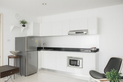 Studio in the Condo in Khlong Toei, Bangkok, Thailand  № 158530 - photo 3