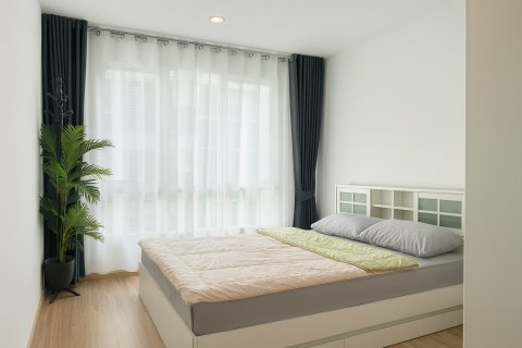 Studio in the Condo in Khlong Toei, Bangkok, Thailand  № 158530 - photo 5