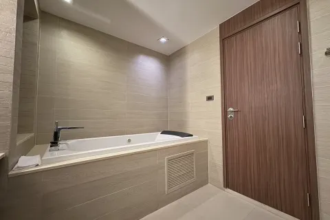 Condo in Sathon, Bangkok, Thailand, 3 bedrooms  № 158526 - photo 10