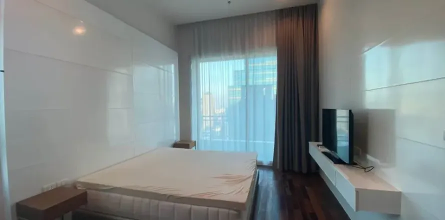 Condo in Ratchathewi, Bangkok, Thailand, 3 bedrooms  № 158528