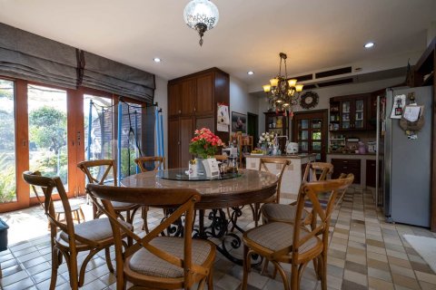 House in Chiang Mai, Thailand 5 bedrooms № 121906 - photo 13