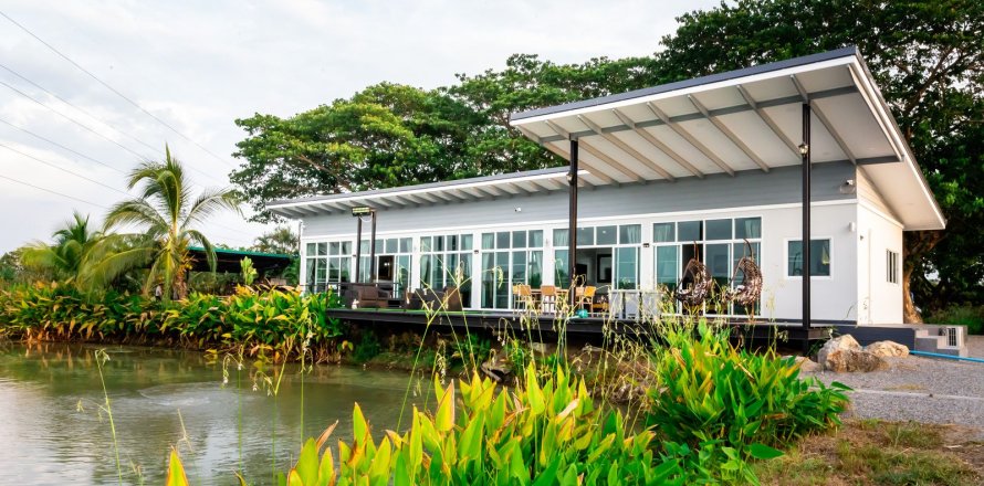 House in Chiang Mai, Thailand 3 bedrooms № 121904