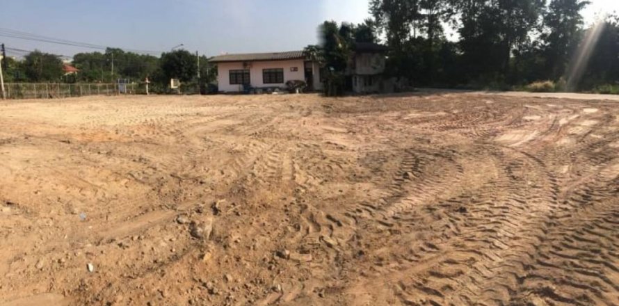 Земельный участок в Паттайе, Таиланд  № 114279