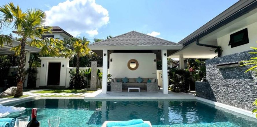 Villa à Rawai, Thaïlande 4 chambres № 114277