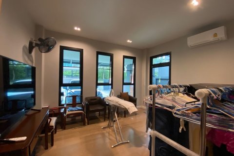 Maison à Chiang Mai, Thaïlande 4 chambres № 149637 - photo 16