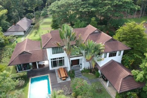 Вилла в Чиангмае, Таиланд с 4 спальнями  № 149634 - фото 3