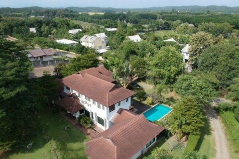 Вилла в Чиангмае, Таиланд с 4 спальнями  № 149634 - фото 4