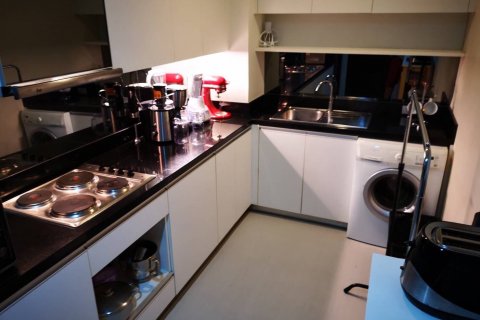 Кондоминиум с 2 спальнями в Пхракханонге, Бангкок, Таиланд № 143925 - фото 8