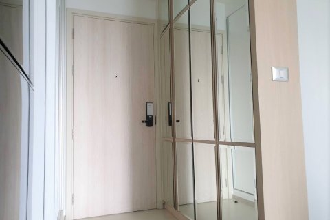 Кондоминиум с 2 спальнями в Бангкоке, Таиланд № 143928 - фото 9