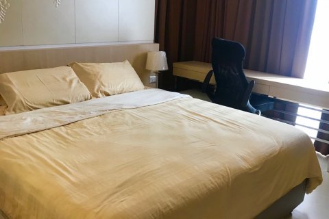 Кондоминиум с 2 спальнями в Бангкоке, Таиланд № 143928 - фото 2