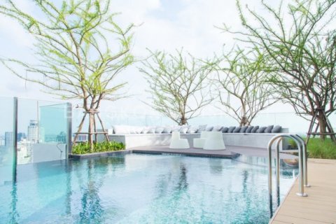 Кондоминиум с 2 спальнями в Бангкоке, Таиланд № 143928 - фото 13