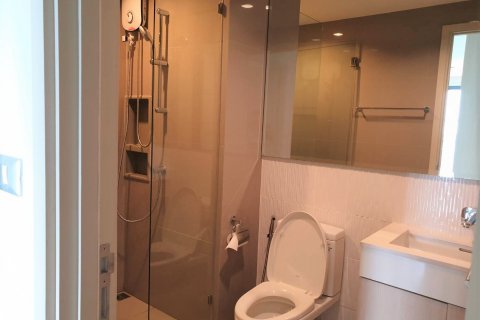 Кондоминиум с 2 спальнями в Бангкоке, Таиланд № 143928 - фото 12