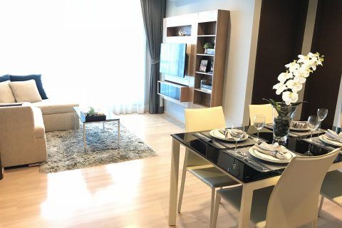 Condo à Sathon, Bangkok, Thaïlande, 2 chambres  № 143930 - photo 1